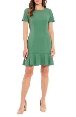 Aura Short Sleeve Crew Neck Sheath Dress Size M Medium Green